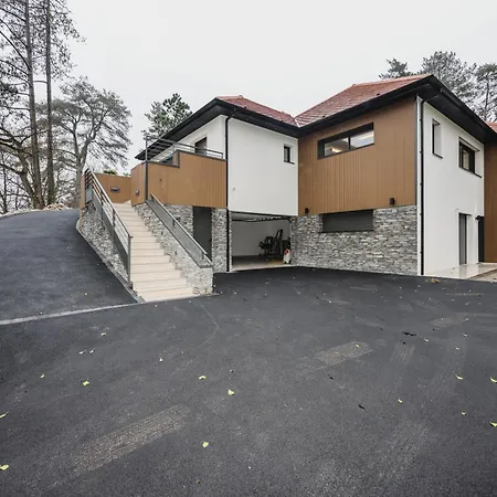 La Leo Face Au Centre Equestre Et Piscine Neufchatel-Hardelot