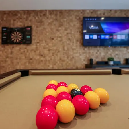 La Léo Face Au Centre Equestre Et Piscine Neufchâtel-Hardelot