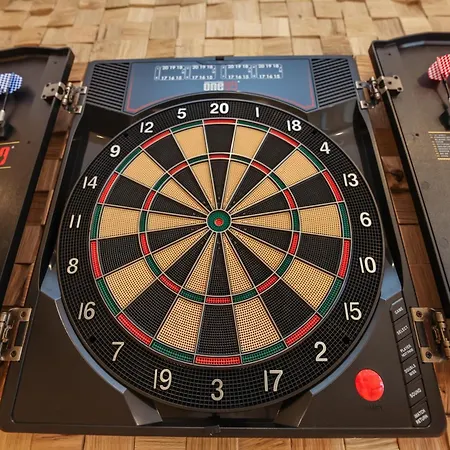 La Léo Face Au Centre Equestre Et Piscine Villa