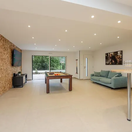 Villa La Léo Face Au Centre Equestre Et Piscine *